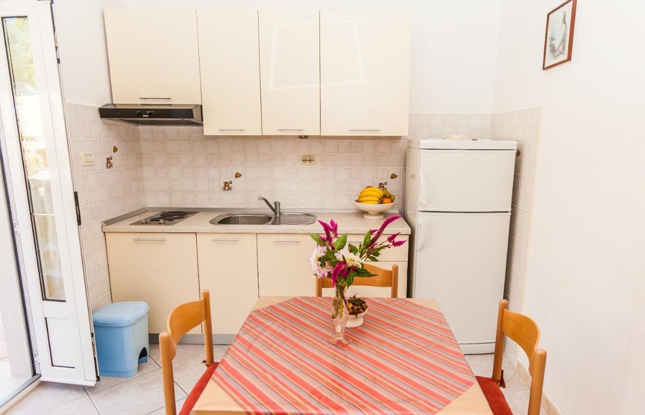 Appartamento Sea View Sumartin Esterno foto