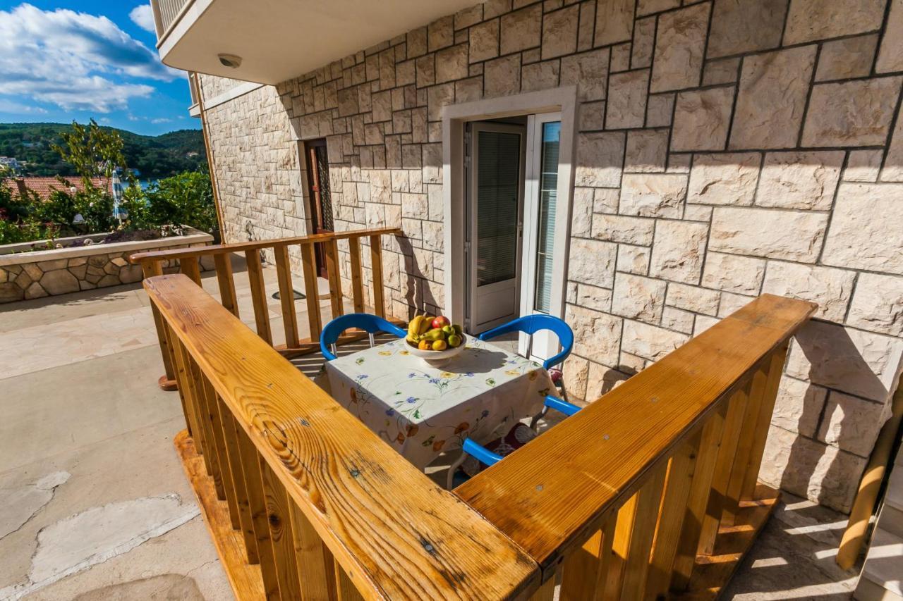 Appartamento Sea View Sumartin Esterno foto