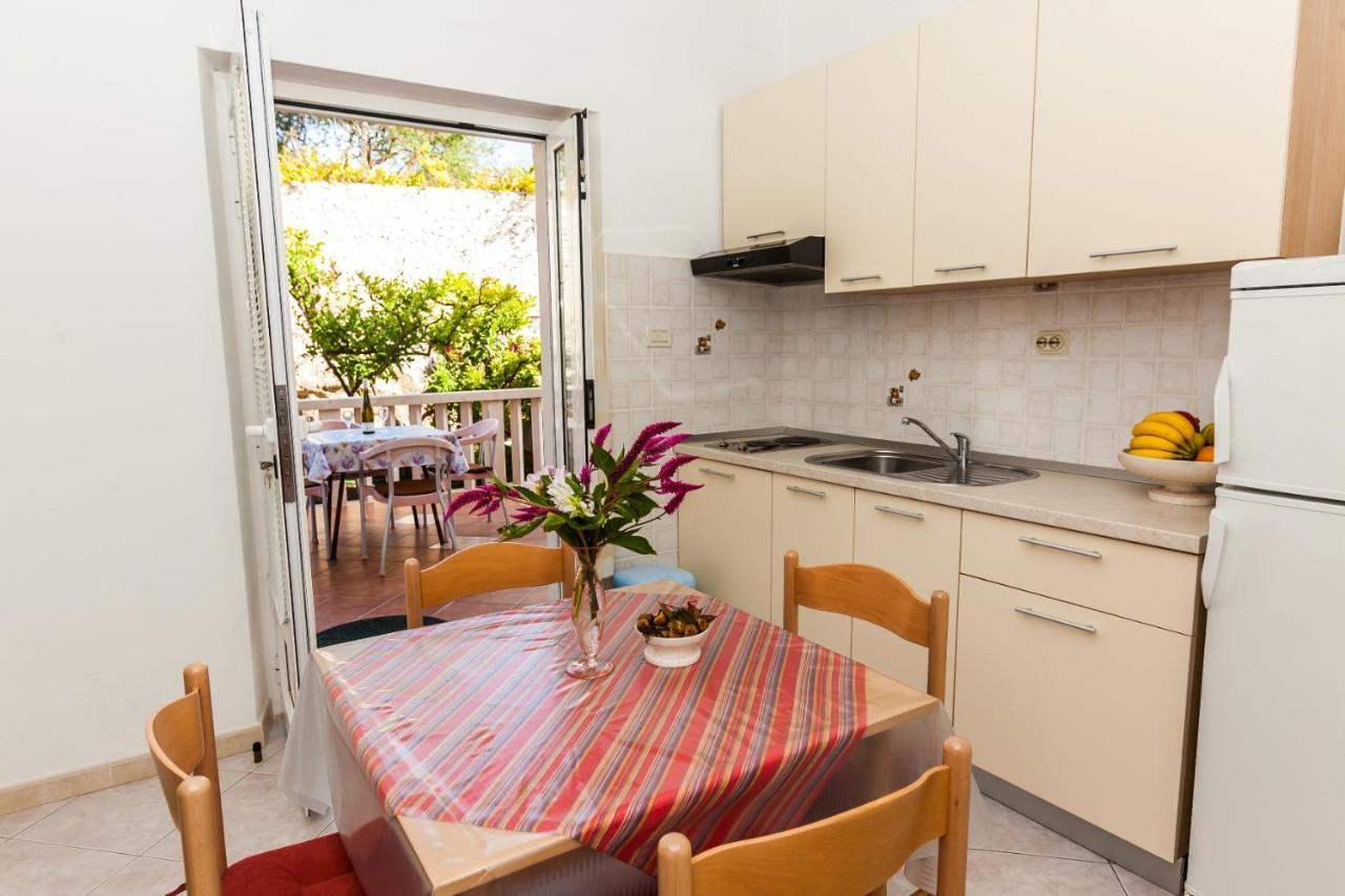 Appartamento Sea View Sumartin Esterno foto
