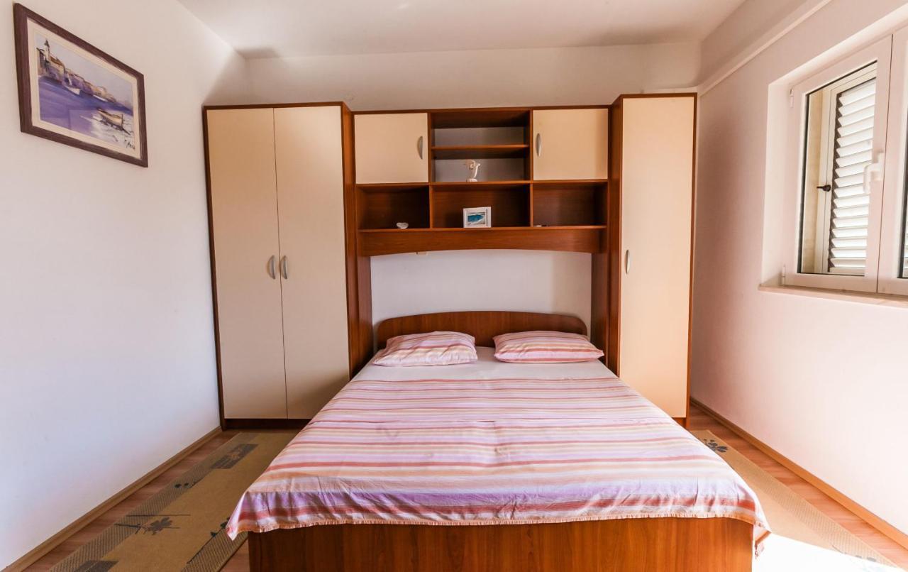 Appartamento Sea View Sumartin Esterno foto